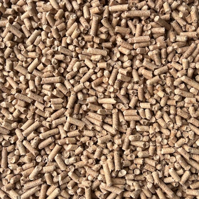 Fa pellet fenyő világos (kimérve/kg)
